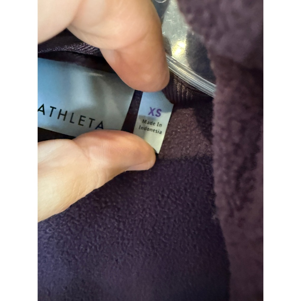 Athleta Quilted Fleece Hooded Jacket Purple XS Full‎ Zip Pockets Athletic - Picture 4 of 7